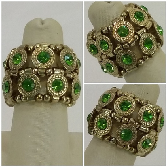 Multi Stone Ring. Goldentone band. Stretchy - Picture 3 of 8